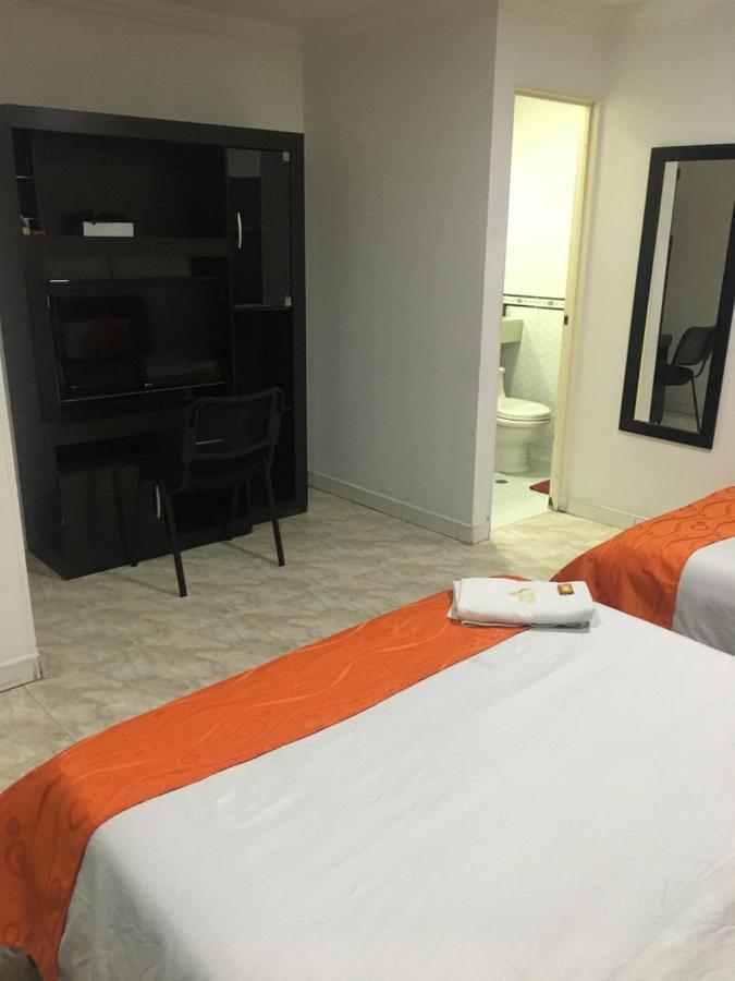 Hotel Fenix Real โบโกตา ภายนอก รูปภาพ