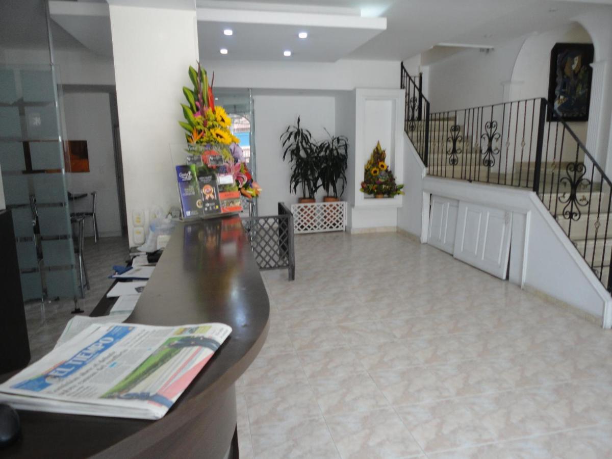 Hotel Fenix Real โบโกตา ภายนอก รูปภาพ